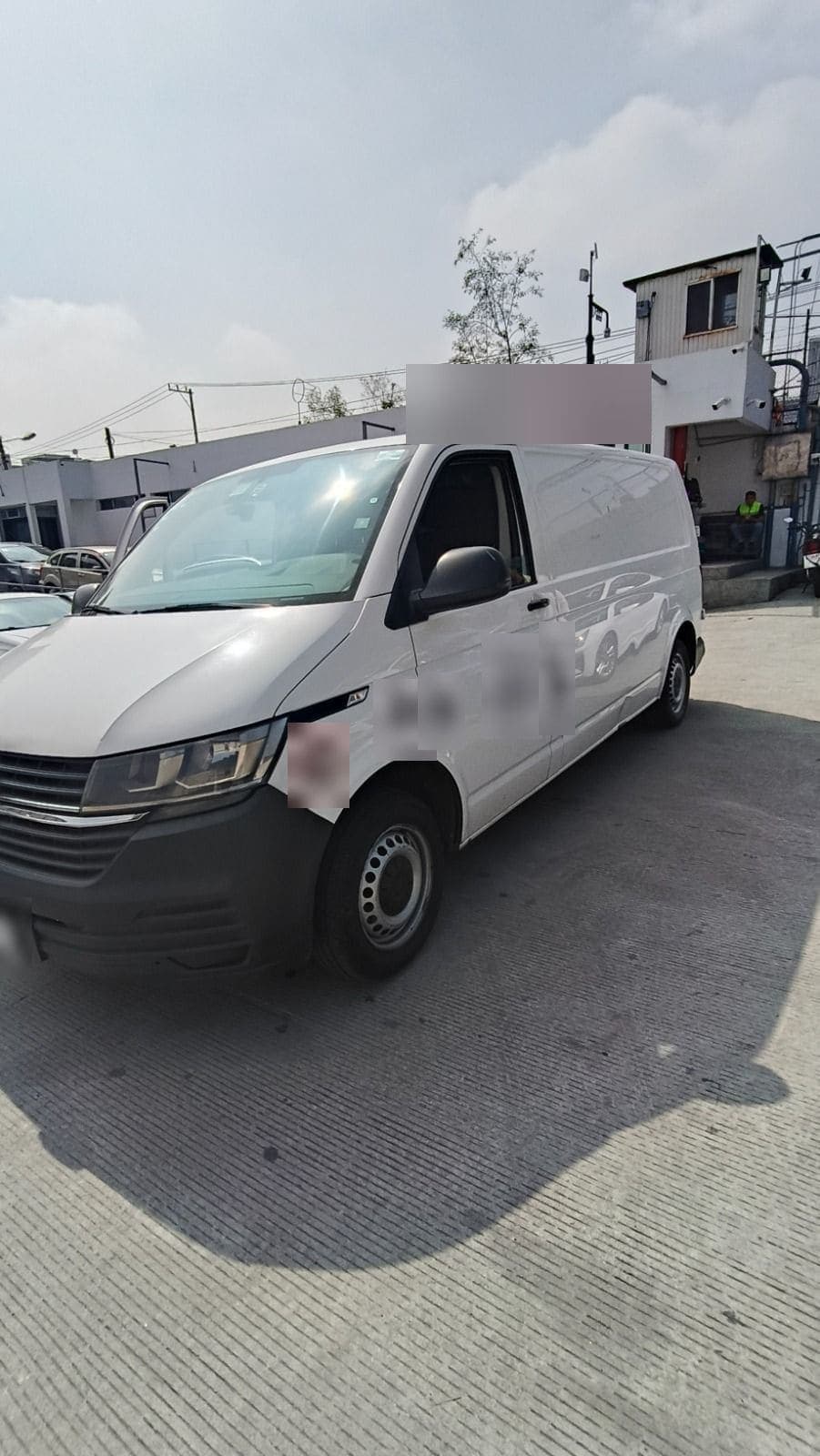 Camioneta Volkswagen Transporter 2021 Diésel — foto 1 de 18