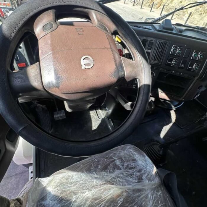 2014 Volvo VNL - Image 11