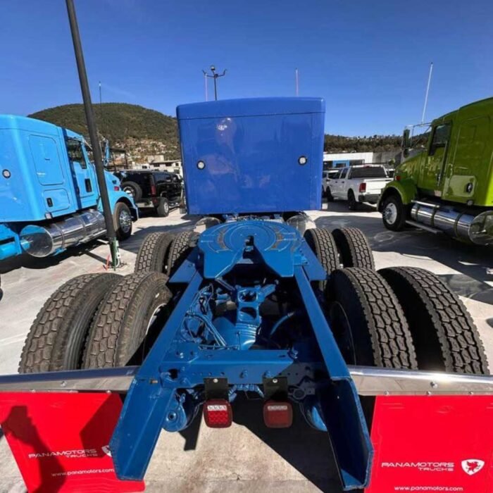 2018 Kenworth T800 - Image 12