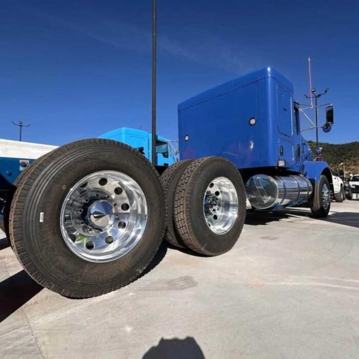 2018 Kenworth T800 - Image 14