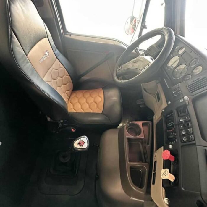 2007 Sterling l9500 (madrina 3 vehículos) - Image 15