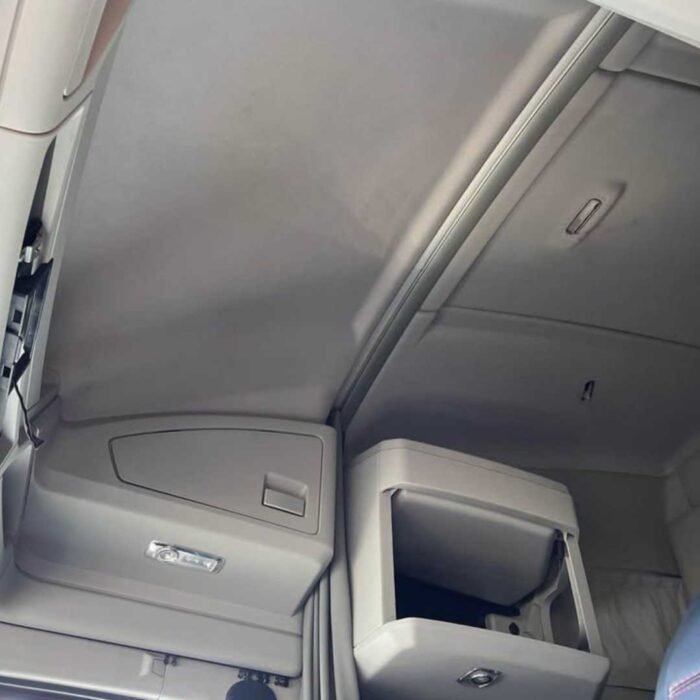 2019 Kenworth T680 - Image 15
