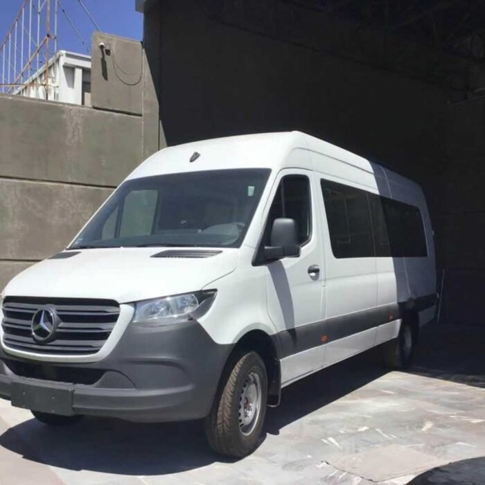 2024 Mercedes-Benz sprinter 517 x-larga turismo de - Image 1