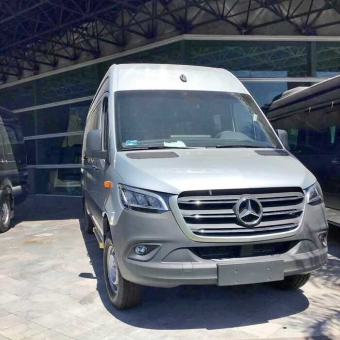 2024 Mercedes-Benz sprinter 517 x-larga turismo de - Image 12
