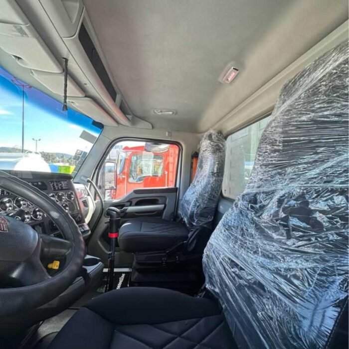 2021 Kenworth T680 - Image 6