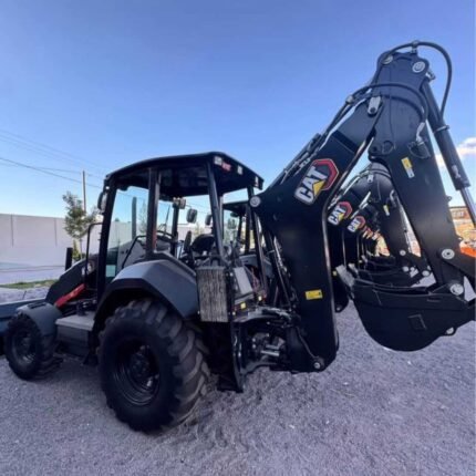 2024 CAT retroexcavadora 416 Negra