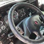 2019 Kenworth T680 - Image 10