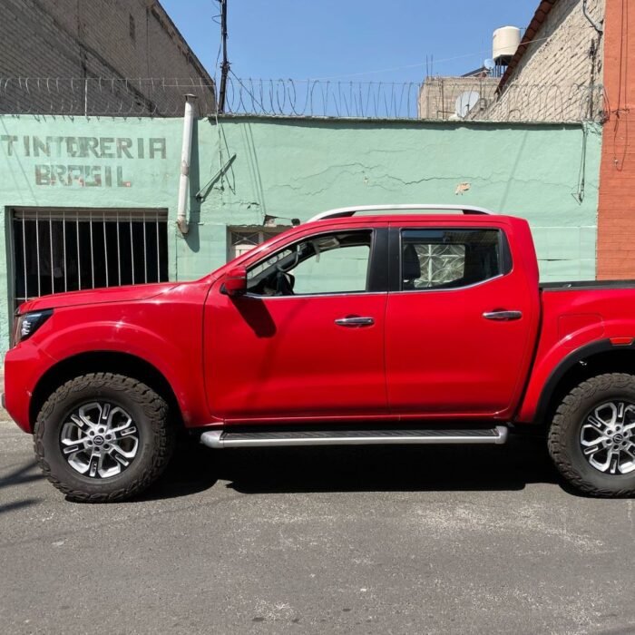 Nissan Frontier 2023 2.5 LE DC 4X2 - Image 13