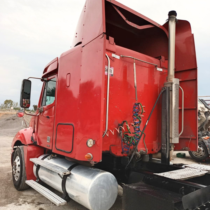 Freightliner Columbia 120 2011 - Image 15
