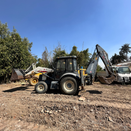 Retroexcavadora Terex TLB 740S 2015