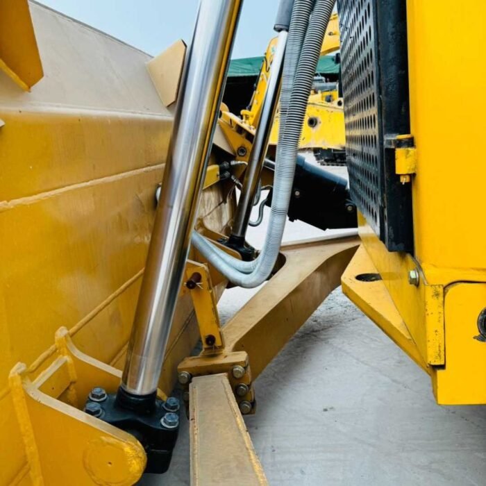 Bulldozer Caterpillar D7 2024 - Image 33