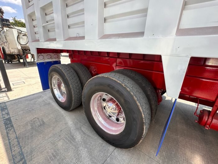 Volteo 14m3 Freightliner Cascadia 2014 - Image 14