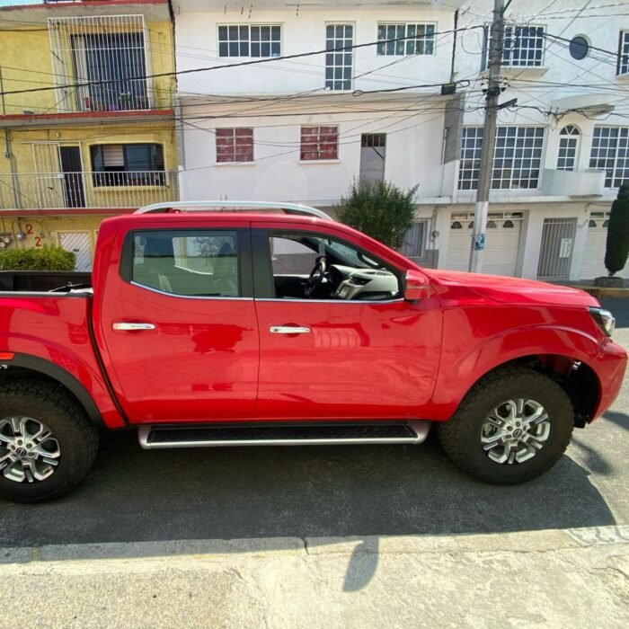 Nissan Frontier 2023 2.5 LE DC 4X2 - Image 6