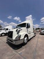 Volvo VNL 2018 - Image 13