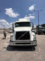 Volvo VNL 2018 - Image 5