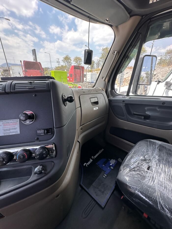 Volteo 14m3 Freightliner Cascadia 2014 - Image 16
