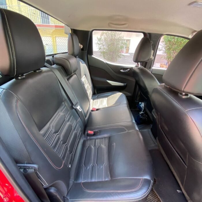 Nissan Frontier 2023 2.5 LE DC 4X2 - Image 10