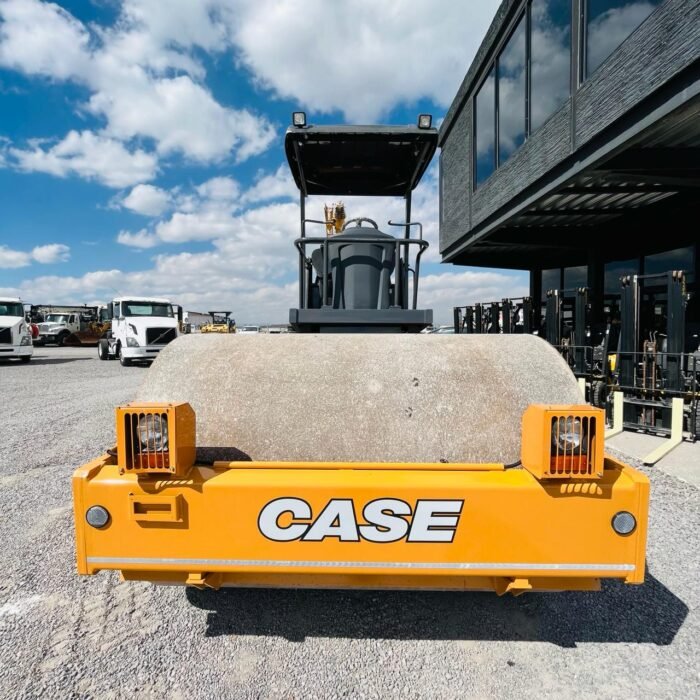 Vibrocompactador Case 1107EX 2025 - Image 6