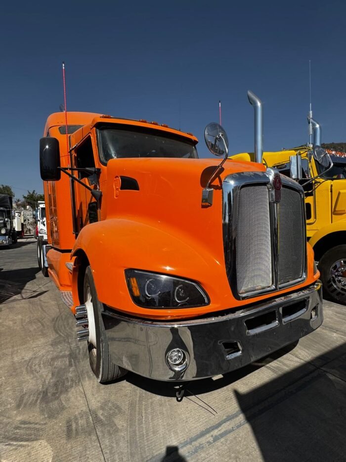 Kenworth T660 2012 - Image 13