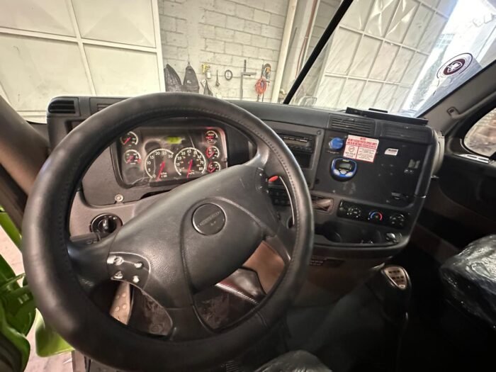 Volteo 14m3 Freightliner Cascadia 2012 - Image 7