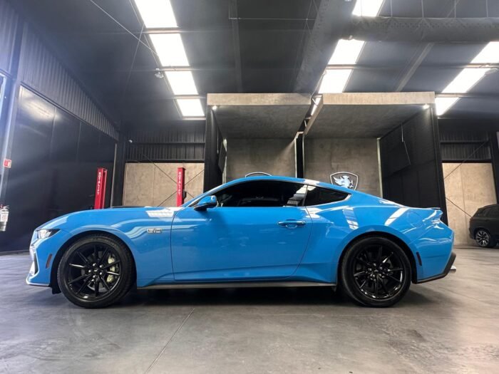 Ford Mustang 2024 - Image 9