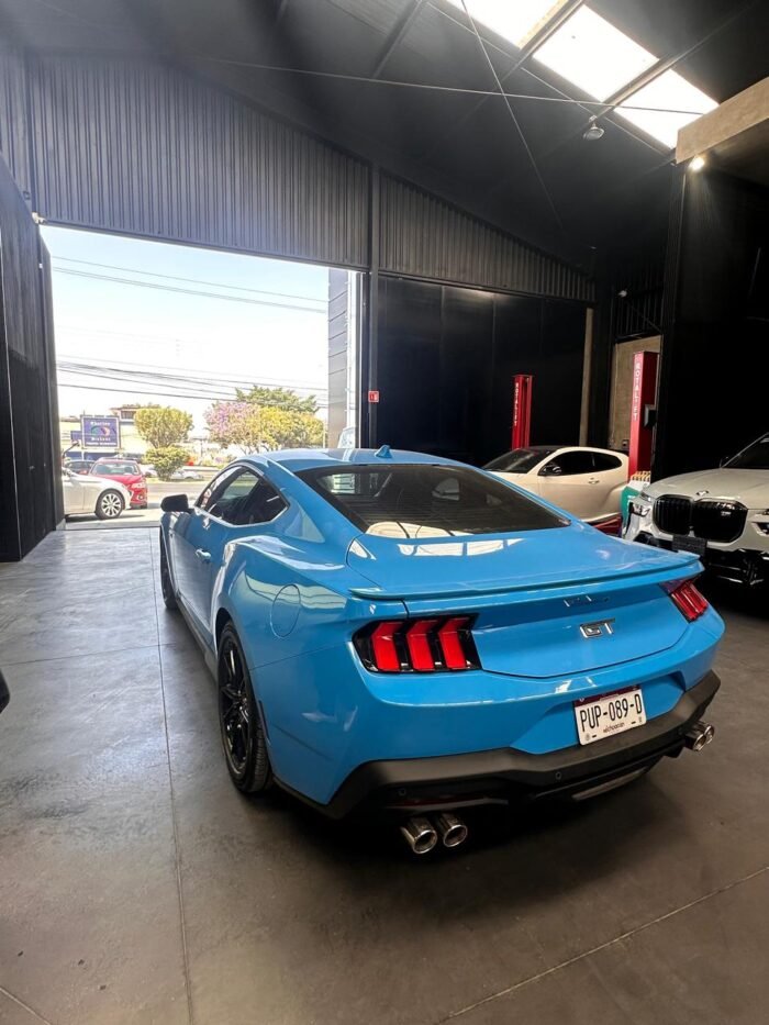 Ford Mustang 2024 - Image 12