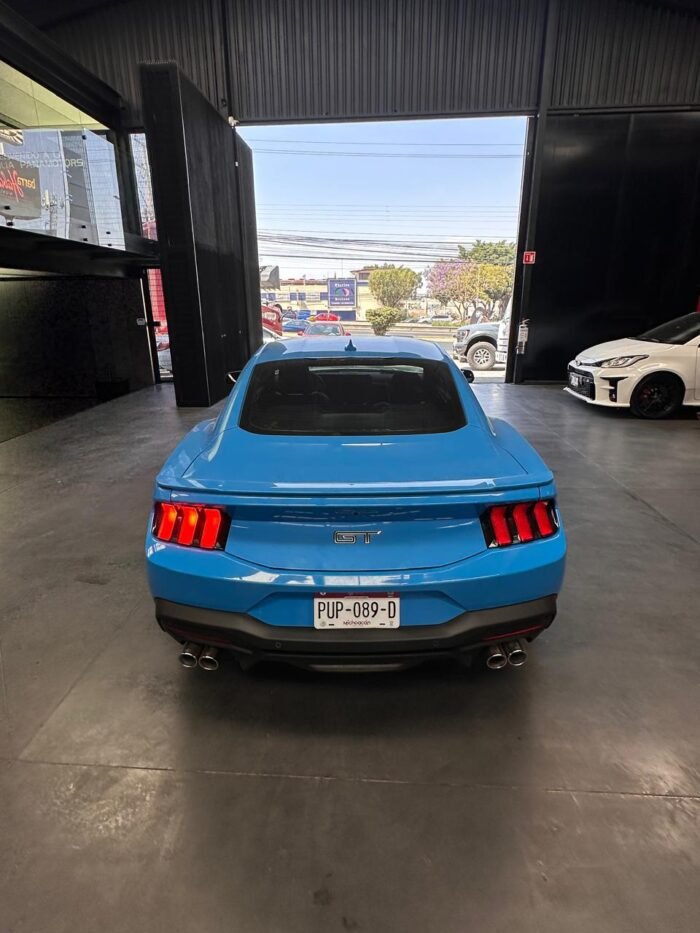 Ford Mustang 2024 - Image 15