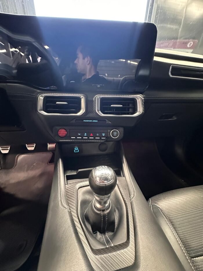 Ford Mustang 2024 - Image 35