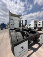 Volvo VNL 2018 - Image 21