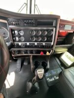 Kenworth T800 2014 - Image 28