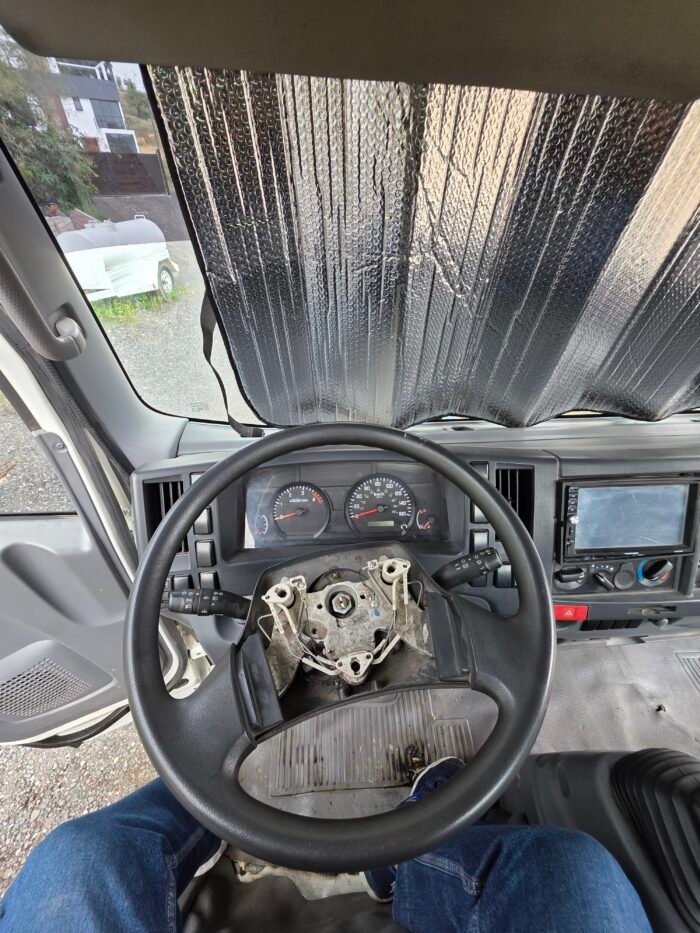 Isuzu Elf 400 2008 con Cama Plana 6 m. x 2 m. - Image 12