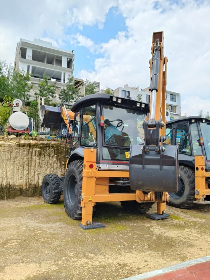Retroexcavadora CASE 770EX-4WD 2022 - Image 5