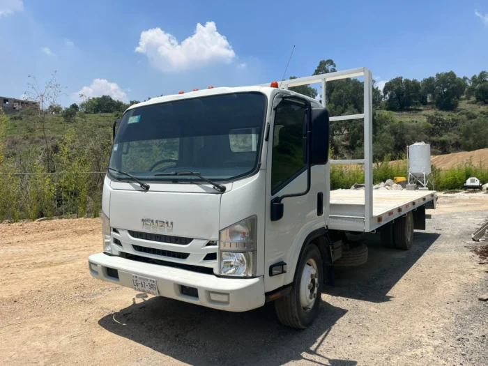 Isuzu Elf 400 2008 con Cama Plana 6 m. x 2 m. - Image 1
