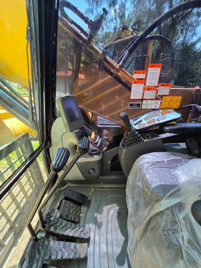 Excavadora Caterpillar 320D2L 2010 Remanufacturada en 2023 con 800 hr. - Image 3