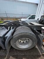 Tractocamión Sitrak C7H430 2021 de Gas Natural - Image 11