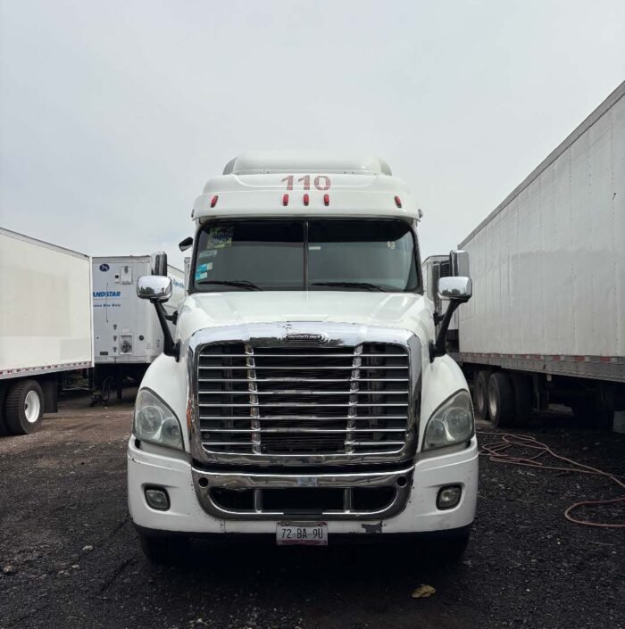 CAMIÓN FREIGHTLINER CASCADIA 2012 #110 - Image 3