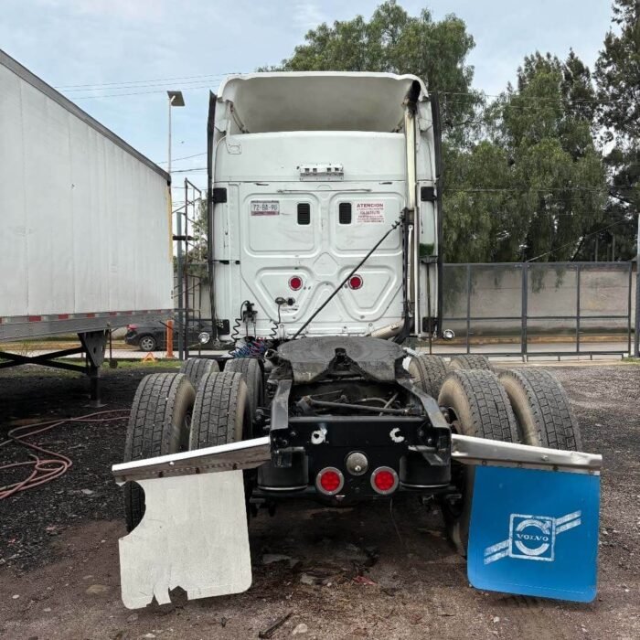 CAMIÓN FREIGHTLINER CASCADIA 2012 #110 - Image 6