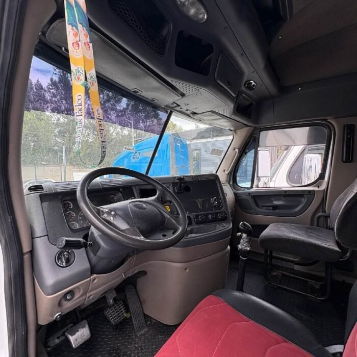 CAMIÓN FREIGHTLINER CASCADIA 2012 #135 - Image 6