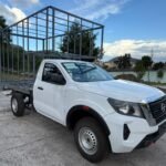 Camioneta Nissan NP300 2025 con Caja Seca
