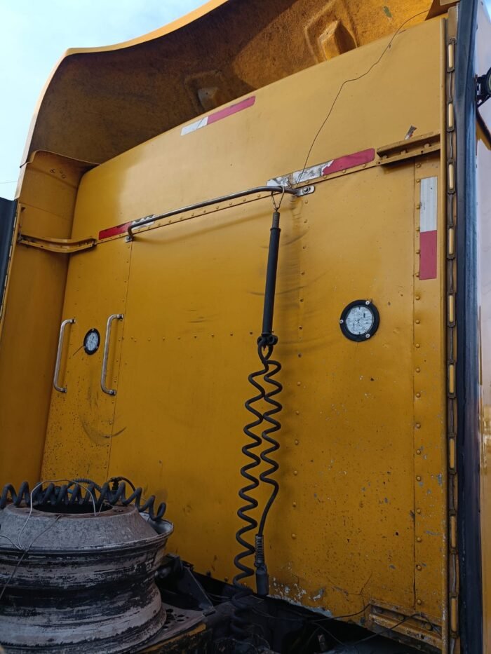 Torton Kenworth T800 2004 - Image 4