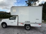Camioneta Nissan NP300 2021 con Caja Seca - Image 6