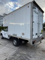 Camioneta Nissan NP300 2022 con Caja Seca - Image 5